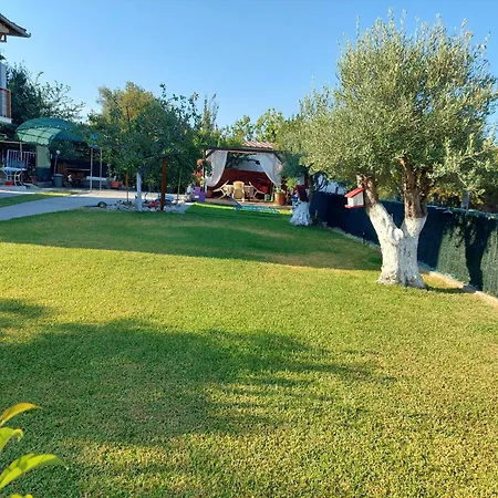 Anastasia 1ος όροφος εξοχικής παραθαλάσσιας κατοικίας χαλκιδικής