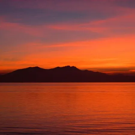 Anastasia: Beachfront Ground Floor Holiday In Nea Herakleia, Chalkidiki Holiday home