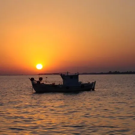 Anastasia 1ος όροφος εξοχικής παραθαλάσσιας κατοικίας χαλκιδικής Σπίτι διακοπών