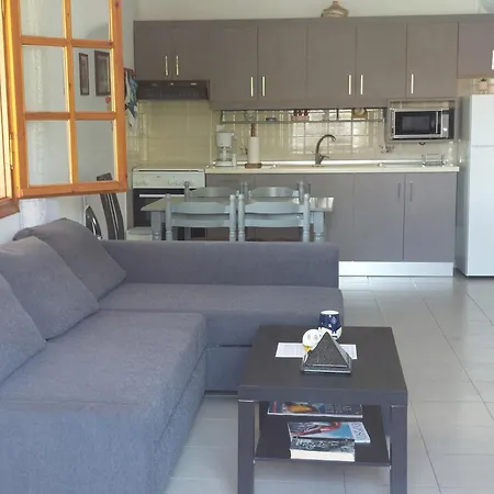 Anastasia: Beachfront Ground Floor Holiday In Nea Herakleia, Chalkidiki Nea Iraklia