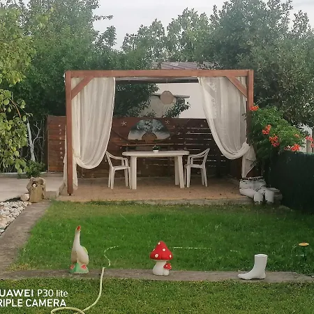 Anastasia 1ος όροφος εξοχικής παραθαλάσσιας κατοικίας χαλκιδικής Nea Irakleia
