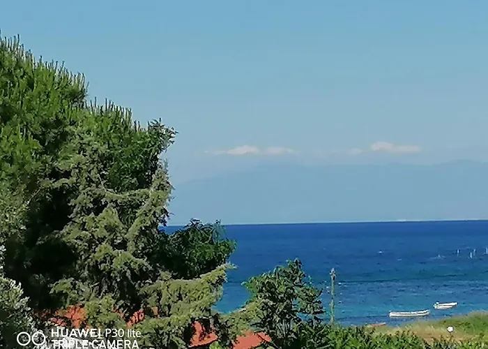 Anastasia 1ος όροφος εξοχικής παραθαλάσσιας κατοικίας χαλκιδικής Nyaraló *